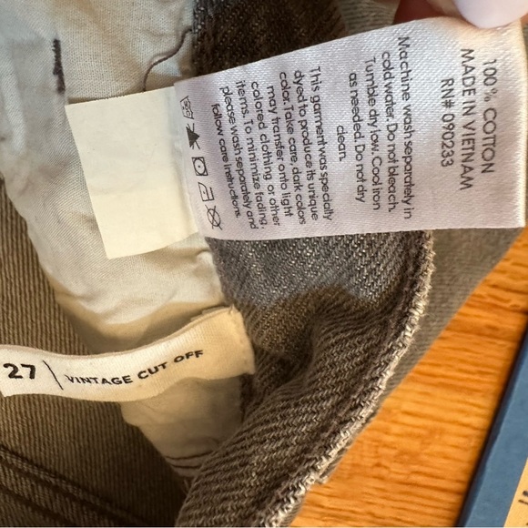 PacSun  Gray Asymmetrical Waistband Vintage Cut Off Denim Shorts(a1 - Picture 14 of 15